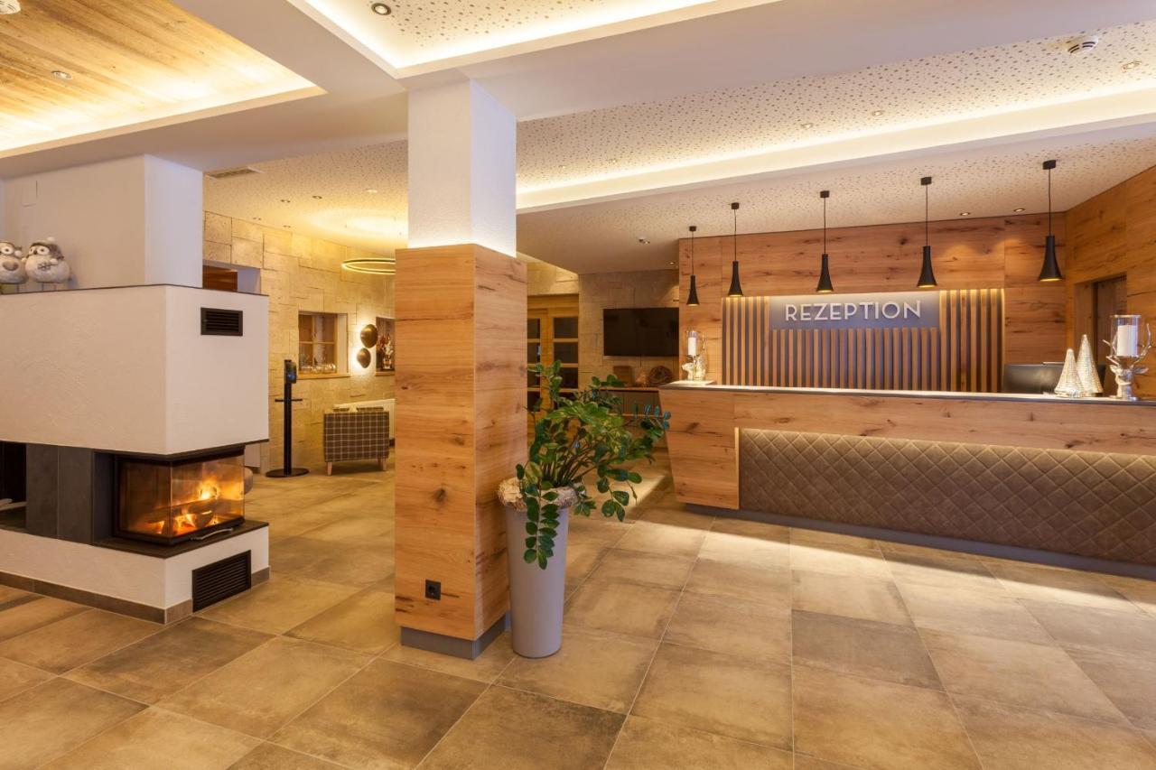 Hotel Luggi Galtuer Ngoại thất bức ảnh