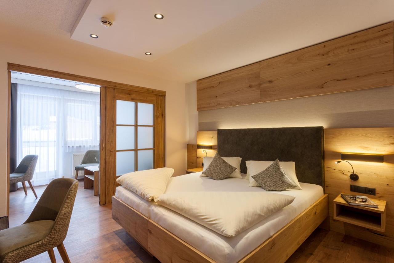 Hotel Luggi Galtuer Ngoại thất bức ảnh
