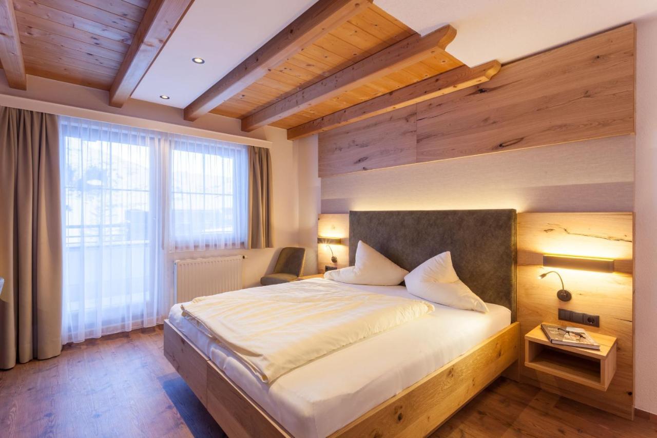 Hotel Luggi Galtuer Ngoại thất bức ảnh